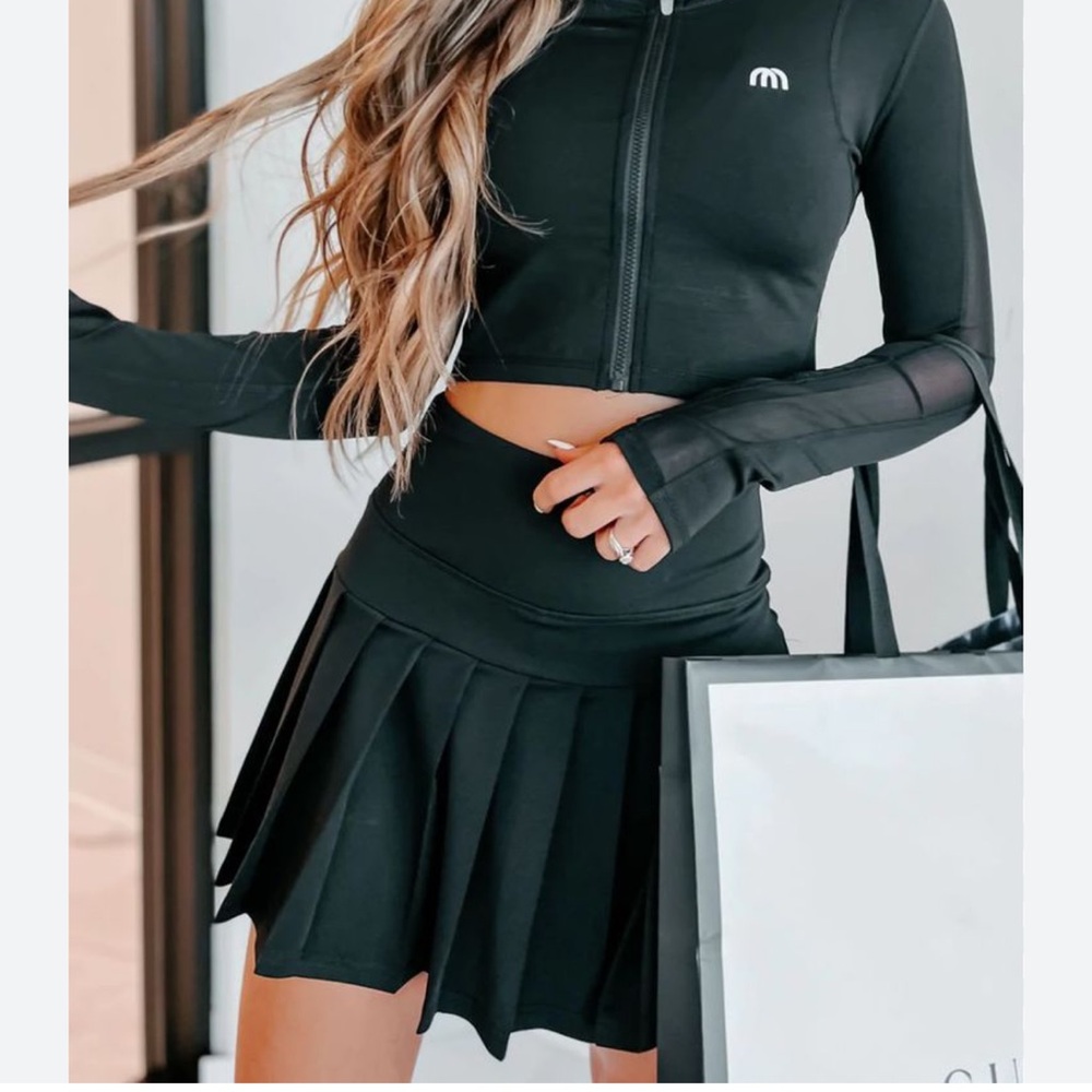 Nana Mac’s Peak Performance cropped mesh panel jacket